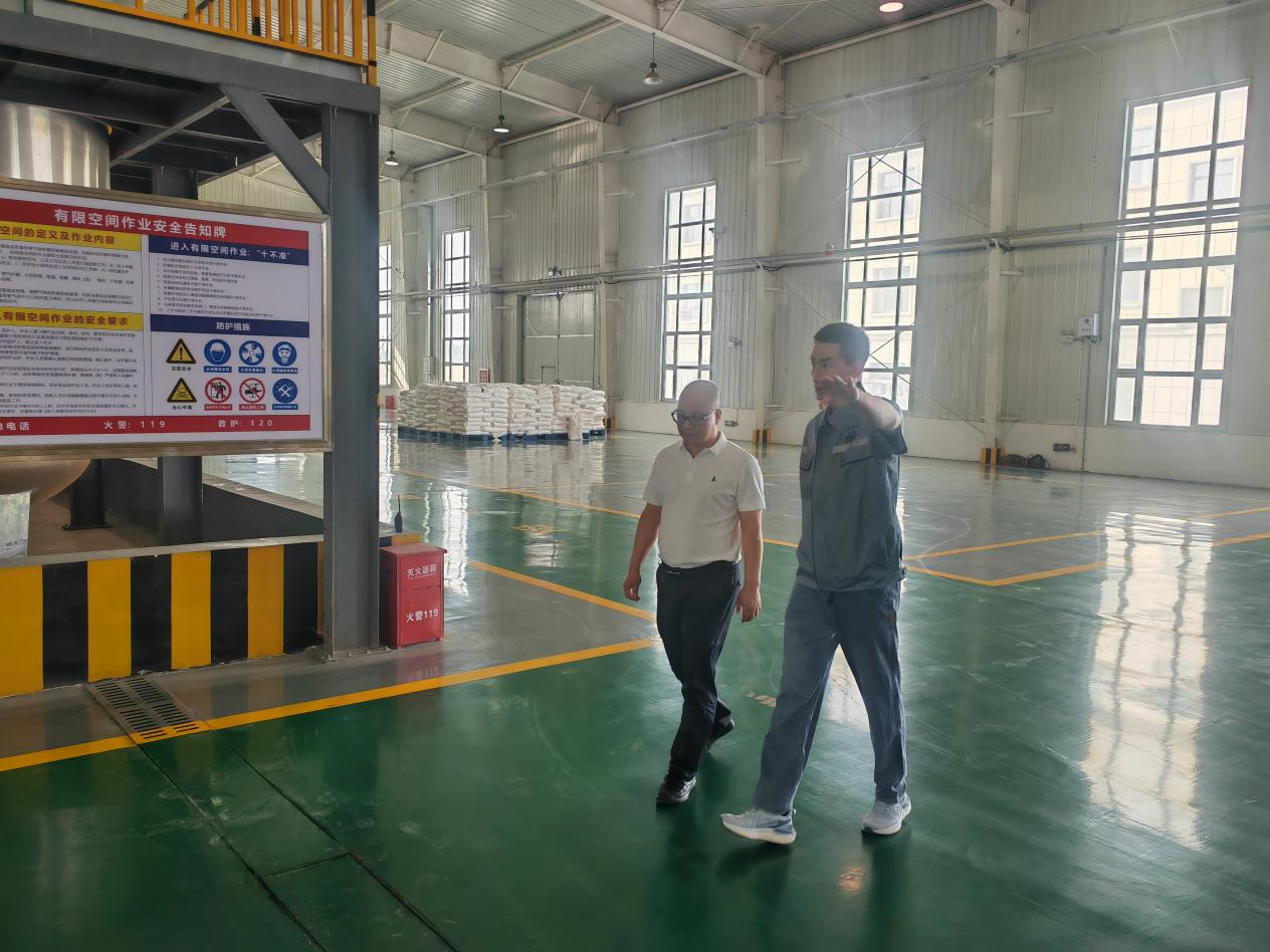 共探创新道路 共绘发展蓝图丨昌吉高新技术产业开发区党工委书记莅临新疆圣新合新材料有限公司调研指导工作